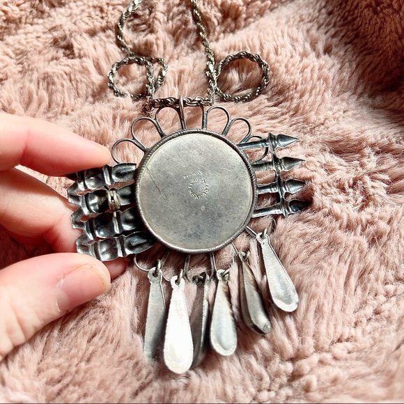 Vintage Native American sterling broach on a silver plated rope chain - Picture 3 of 3